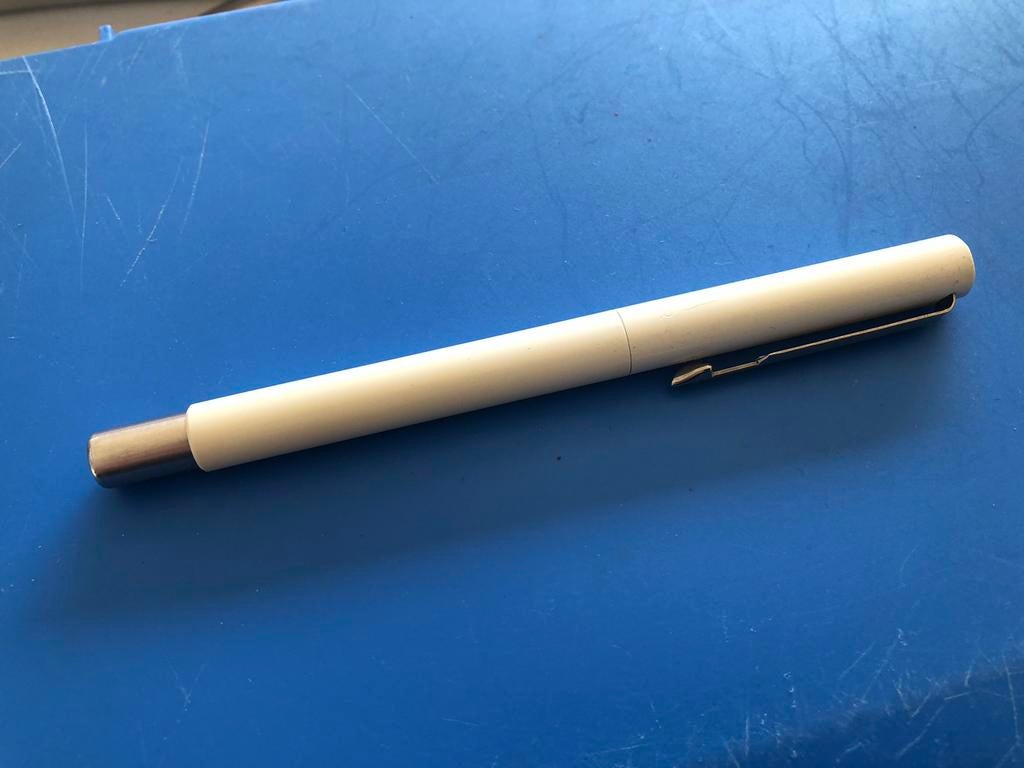 Witte PARKER pen - Roller Ball / Floating Ball ‘vulling’, Ophalen of Verzenden, Gebruikt, Balpen, Parker