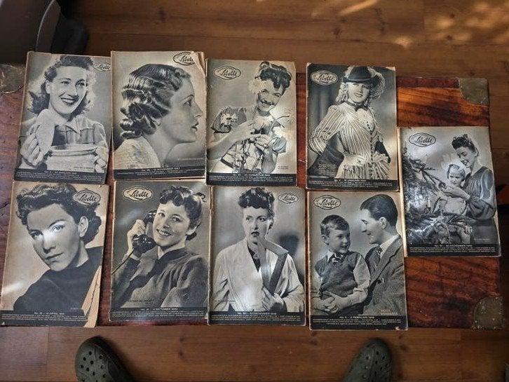 9 Libelle maandbladen uit 1937, 1940 en 1941 - Vintage,mode, Boeken, Ophalen of Verzenden, Gelezen, Damesbladen