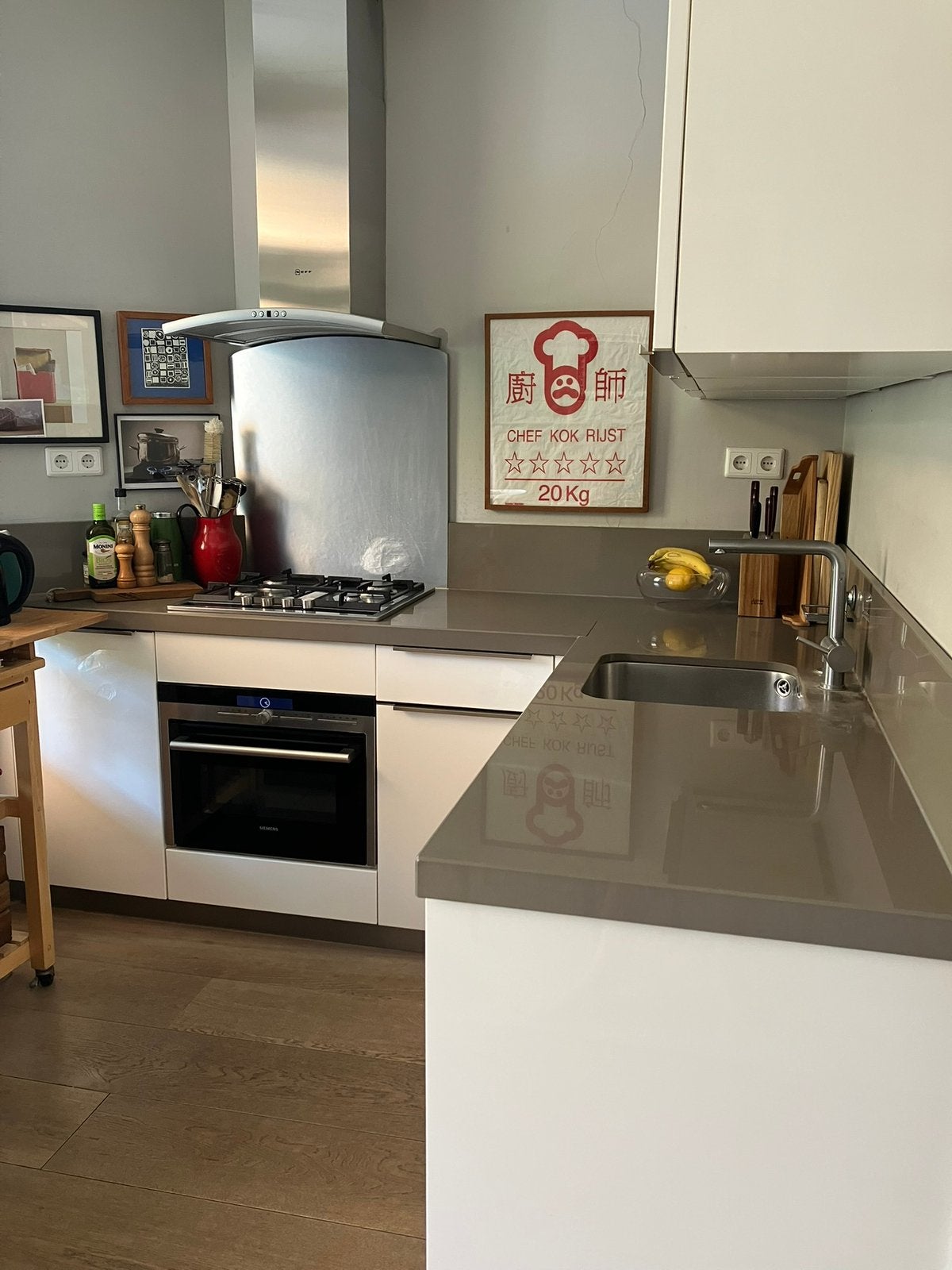 Moderne fijne keuken | Neff Siemens Samsung, Ophalen, Zo goed als nieuw, Hoekkeuken