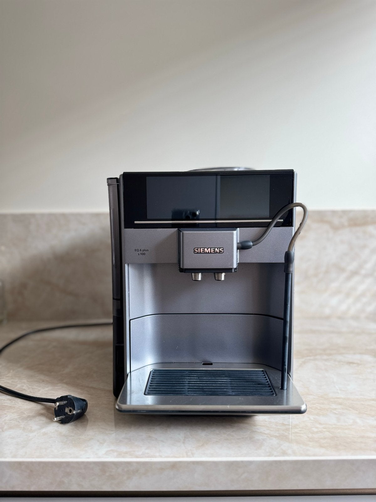 Siemens EQ.6 plus s100 Volautomatische Espressomachine, Ophalen, Afneembaar waterreservoir, Gebruikt, Espresso apparaat