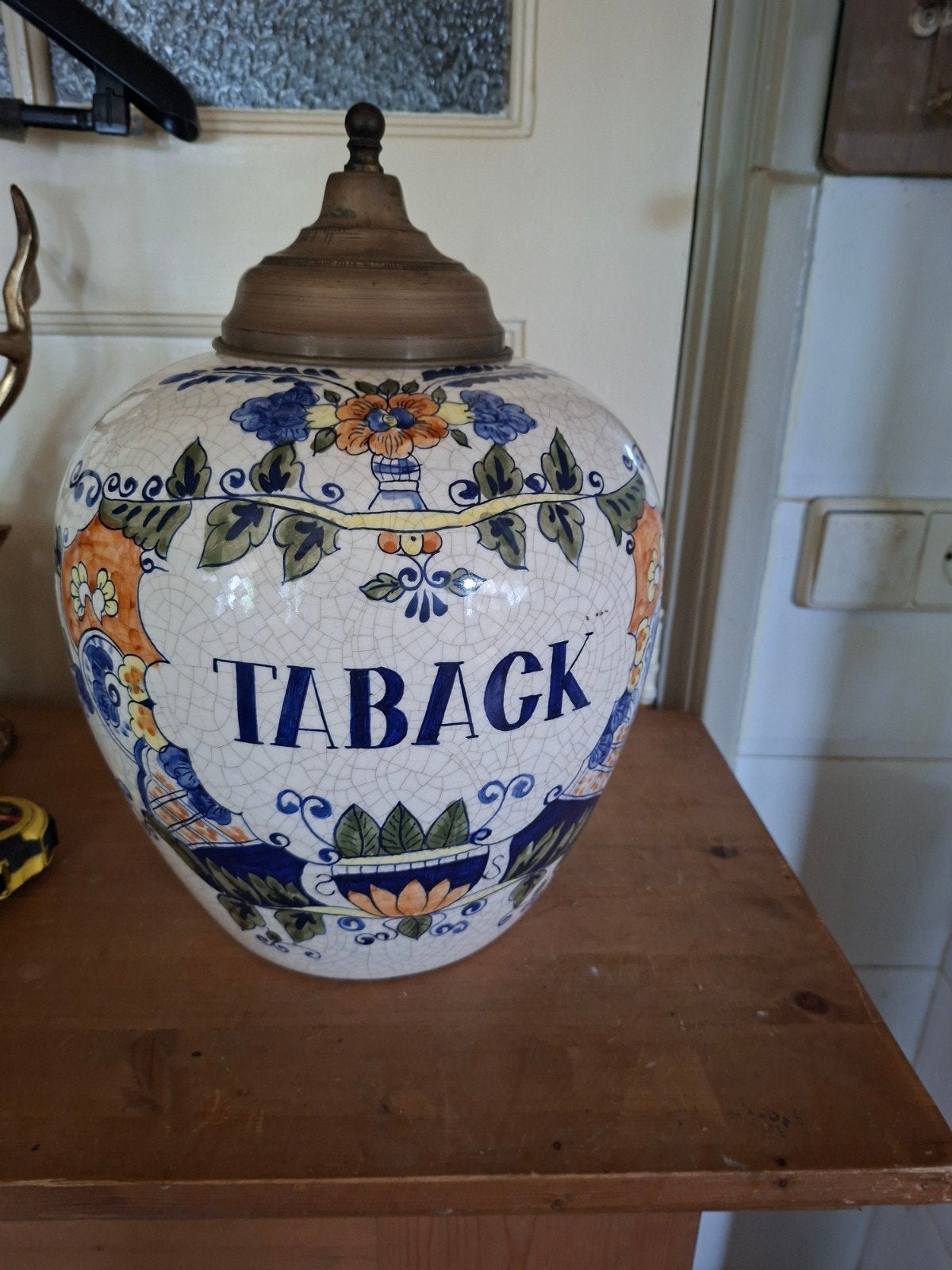 Antieke Tabakspot met Craquelé en Bloemmotief, Ophalen of Verzenden
