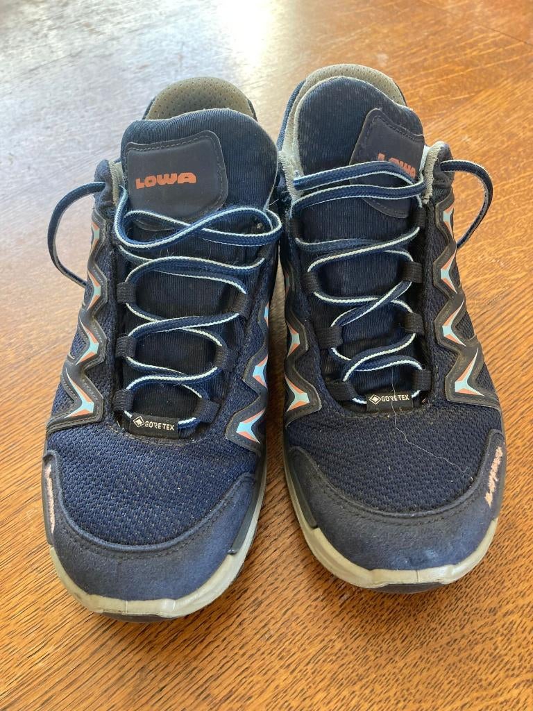 LOWA Innox Pro Gore-Tex Dames Wandelschoenen – maat 39, Zo goed als nieuw, Lowa, Blauw, Wandelschoenen