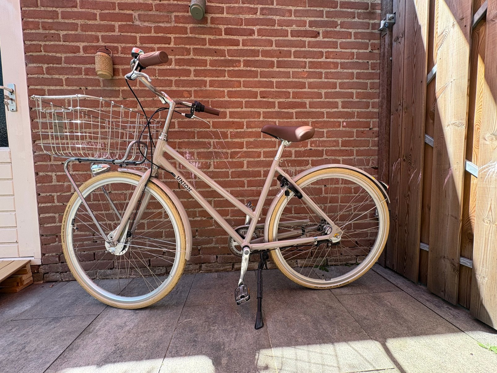 Union flow damesfiets - framemaat 49, 47 tot 50 cm, Versnellingen, Zo goed als nieuw, Schijfrem
