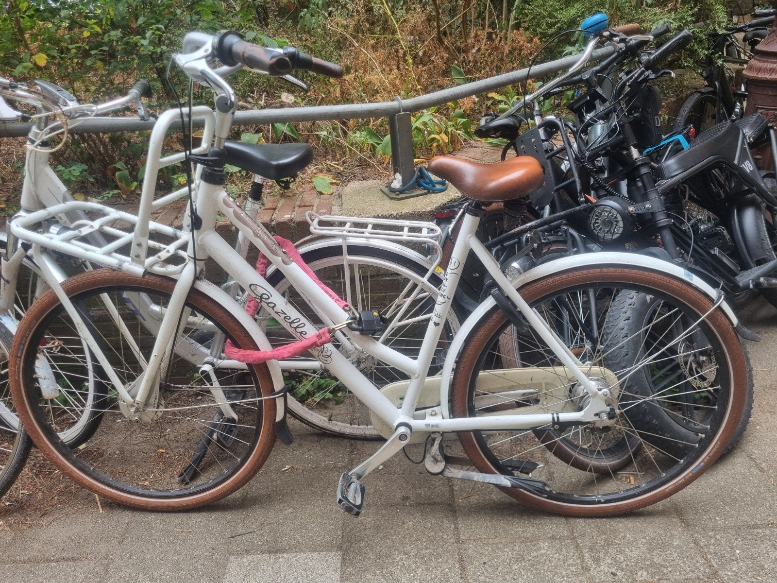 Gazelle stadsfiets, wit, met voordrager, Terugtraprem, Gebruikt, Ophalen of Verzenden, 50 tot 53 cm