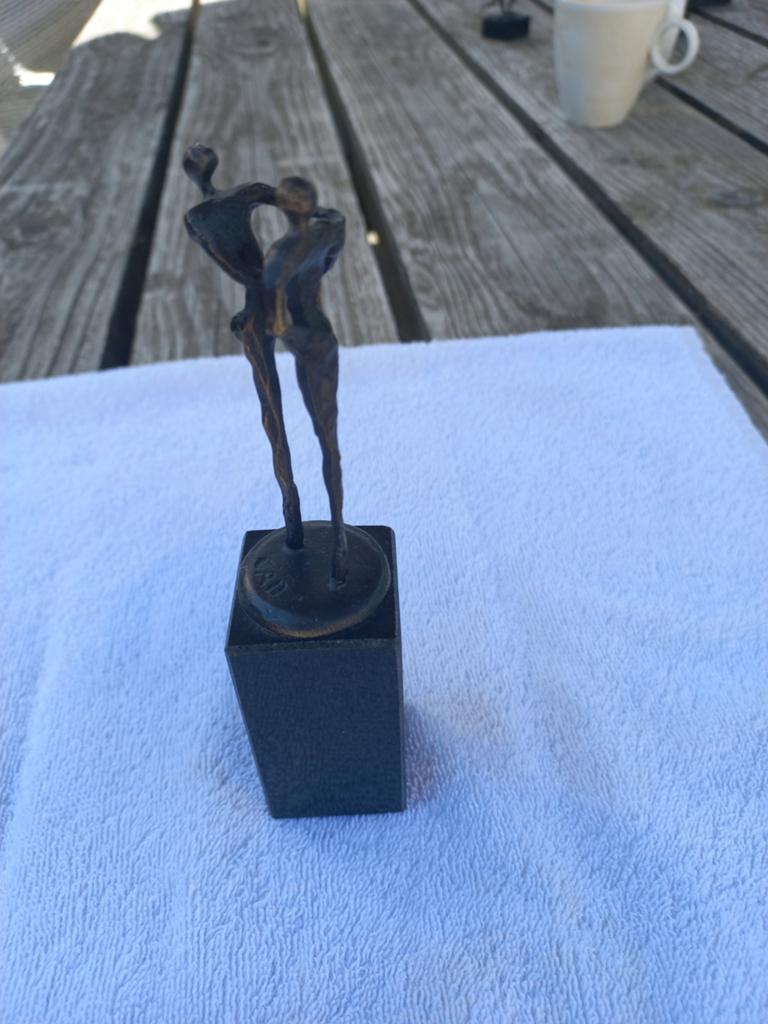Bronzen sculptuur Corry Ammerlaan - Dank / De Handdruk, Antiek en Kunst, Groep mensen, Minder dan 20 cm, Ophalen of Verzenden