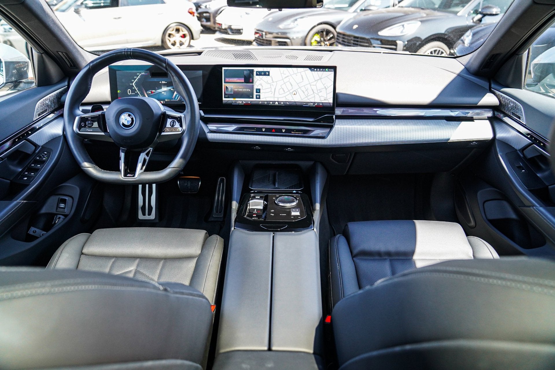 BMW I5 EDrive40 84 kWh | Bowers & Wilkins | Head Up Display, Achterwielaandrijving, Gebruikt, Zwart, 83 kWh