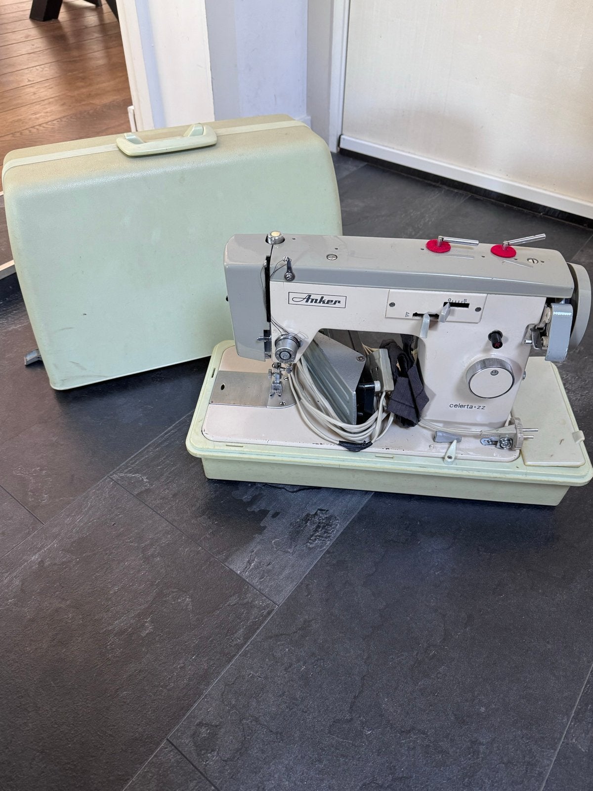 Mooie vintage Anker Celerta ZZ naaimachine, Hobby en Vrije tijd, Naaimachines en Toebehoren, Ophalen, Gebruikt, Naaimachine, Overige merken