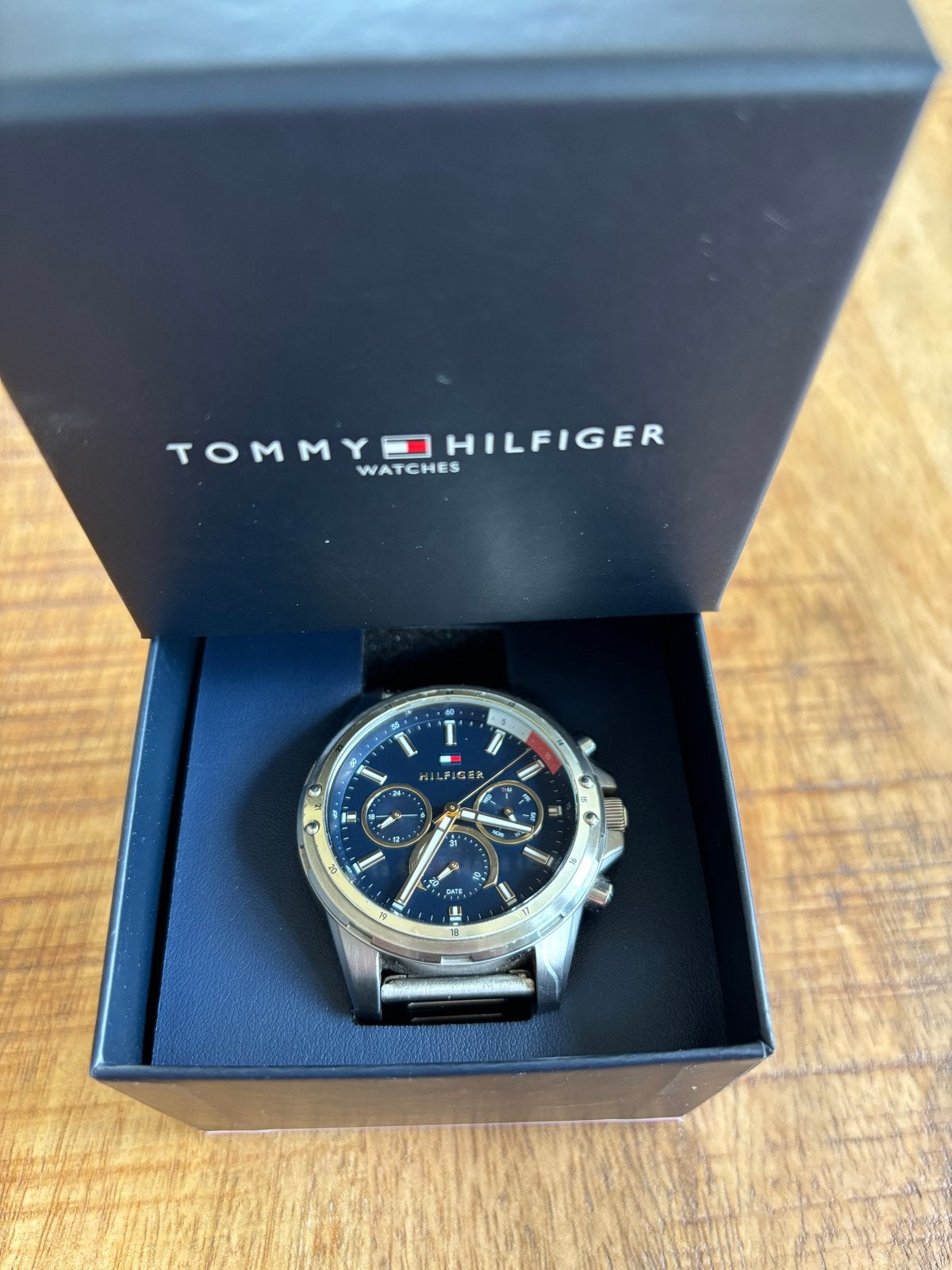 Tommy Hilfiger Horloge - Gebruikt met lichte schade, Overige merken, Gebruikt, Staal, Polshorloge