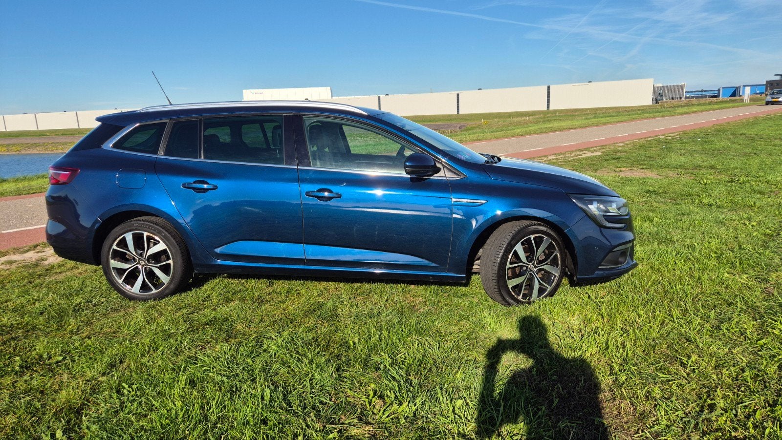 Renault Mégane 1.3 Bose TCe 140pk 2018 Blauw, Auto's, Voorwielaandrijving, 4 cilinders, Blauw, Origineel Nederlands