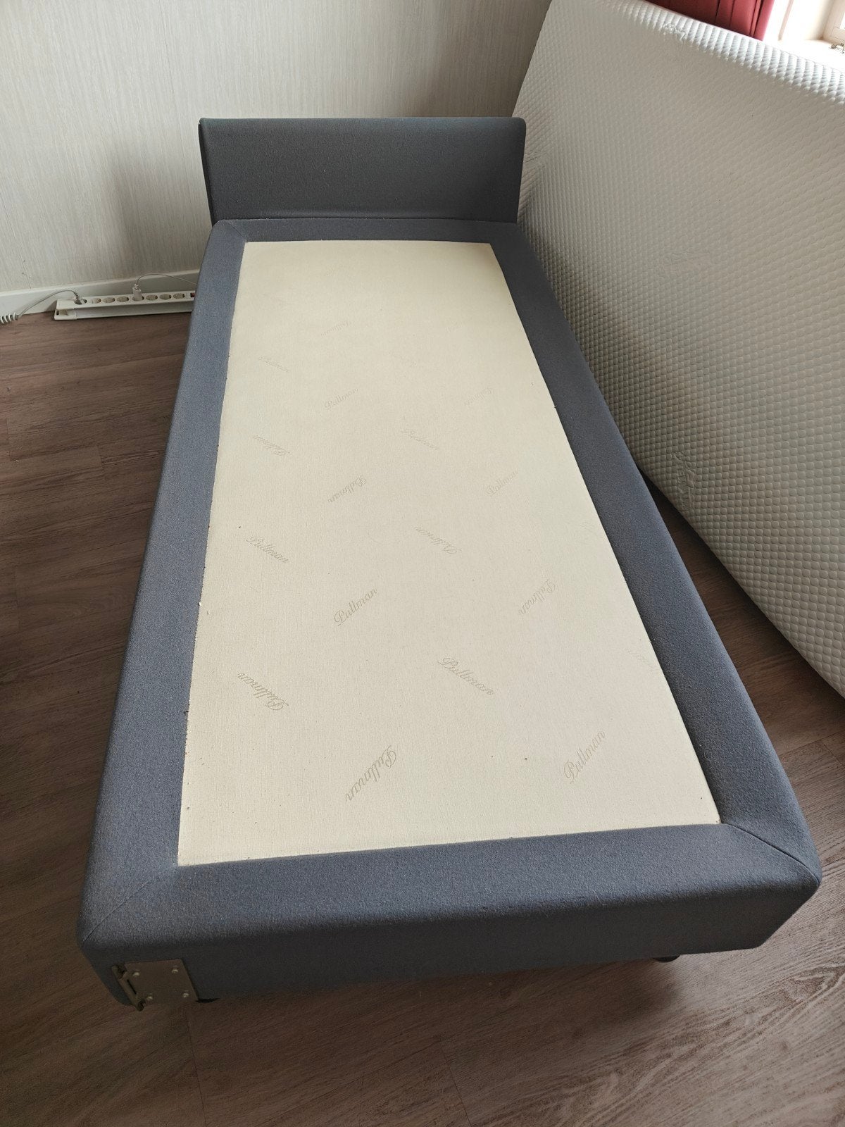 Nette 1 persoons boxspring met Tempur matras, 90 cm, Eenpersoons, M, Ophalen of Verzenden