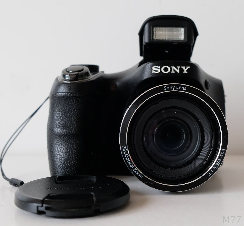Sony DSC-H200 20MP Bridge Camera (32GB/26xZoom), Gebruikt, Ophalen of Verzenden, Geheugenkaart, Sony