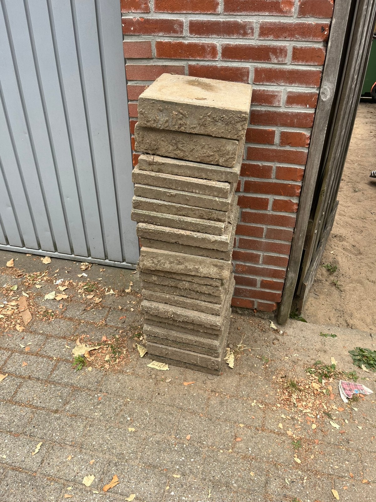 Stoeptegels 30 bij 30, Ophalen, Zo goed als nieuw, Beton, Terrastegels