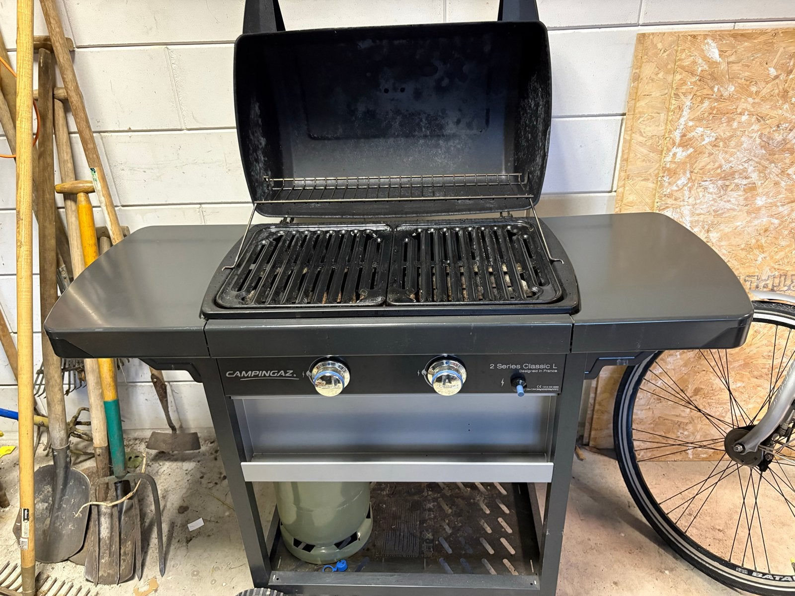 Foto 2 van Campingaz 2 Series Classic L Gasbarbecue