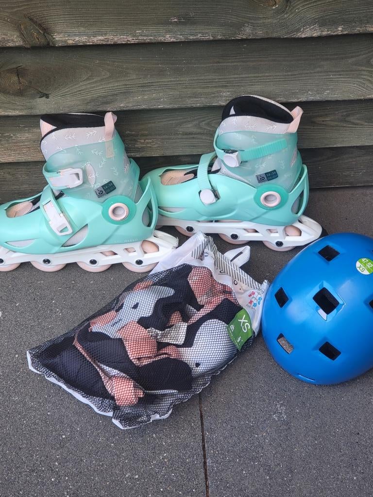 Meisjes skeelers verstelbaar (34-36) met helm en beschermset, Sport en Fitness, Skeelers, Ophalen