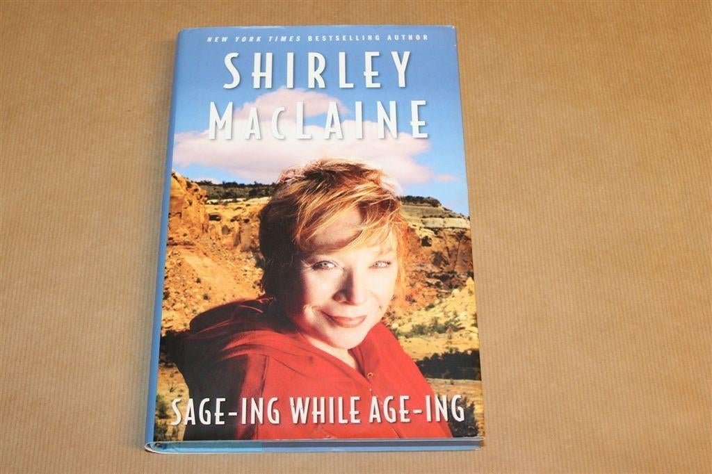 Shirley MacLaine — Wijsheid Over Oud Worden [EN], Ophalen of Verzenden, Zo goed als nieuw