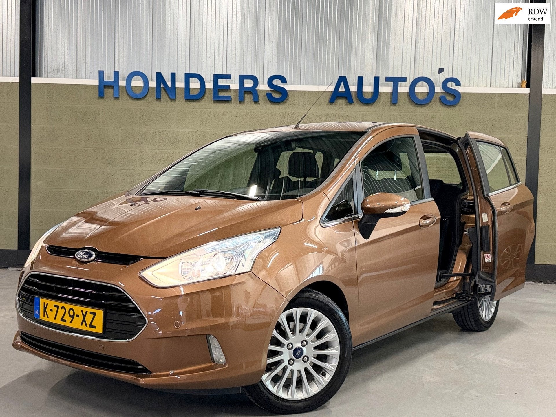 Ford B-Max 1.6 TI-VCT Titanium AUT | TREKHAAK AFNEEM| KEY-LE, Auto's, Stof, Gebruikt, Zwart, 4 cilinders