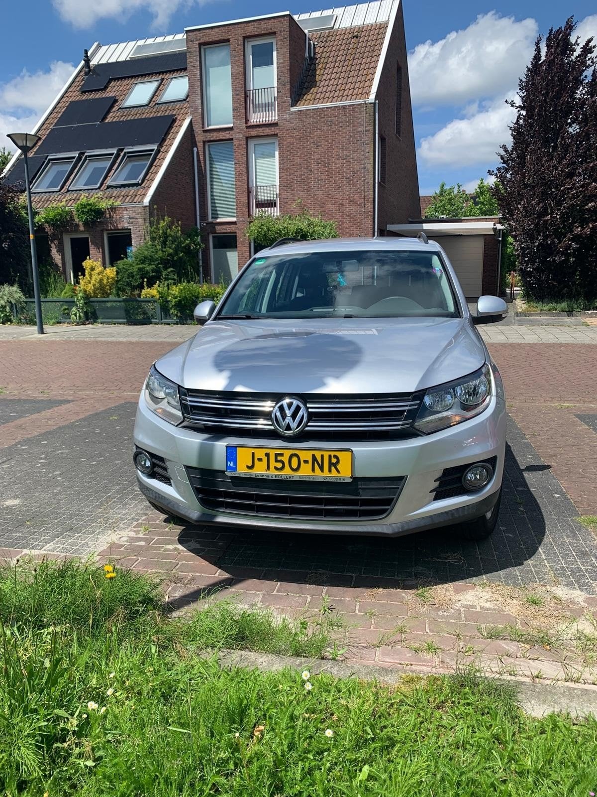 Volkswagen Tiguan 1.4 TSI 90KW BMT 2012 Grijs, Auto's, Voorwielaandrijving, 15 km/l, 4 cilinders, 122 pk