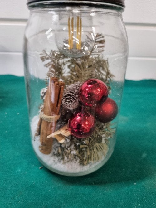 Lamp met kerststukje glas, Diversen, Kerst, Ophalen of Verzenden, 'T Olde Gre-j, Info@toldegrej.nl, Endepoelstraat 20f Didam