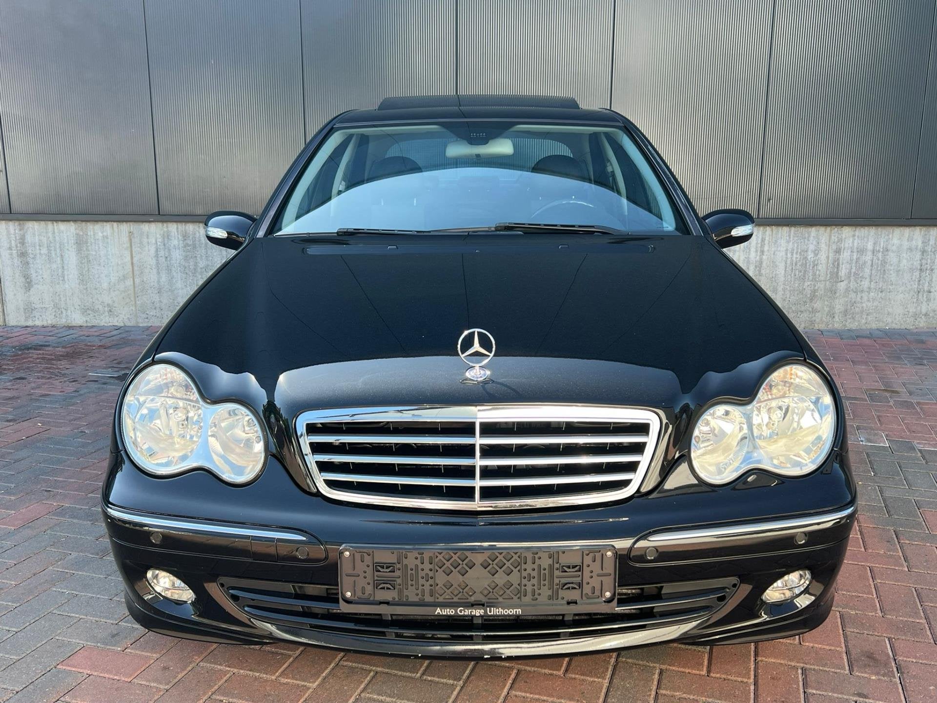 Mercedes-Benz C-klasse 180 K. Avantgarde * Climate * Cruise, Automaat, Achterwielaandrijving, Gebruikt, Zwart