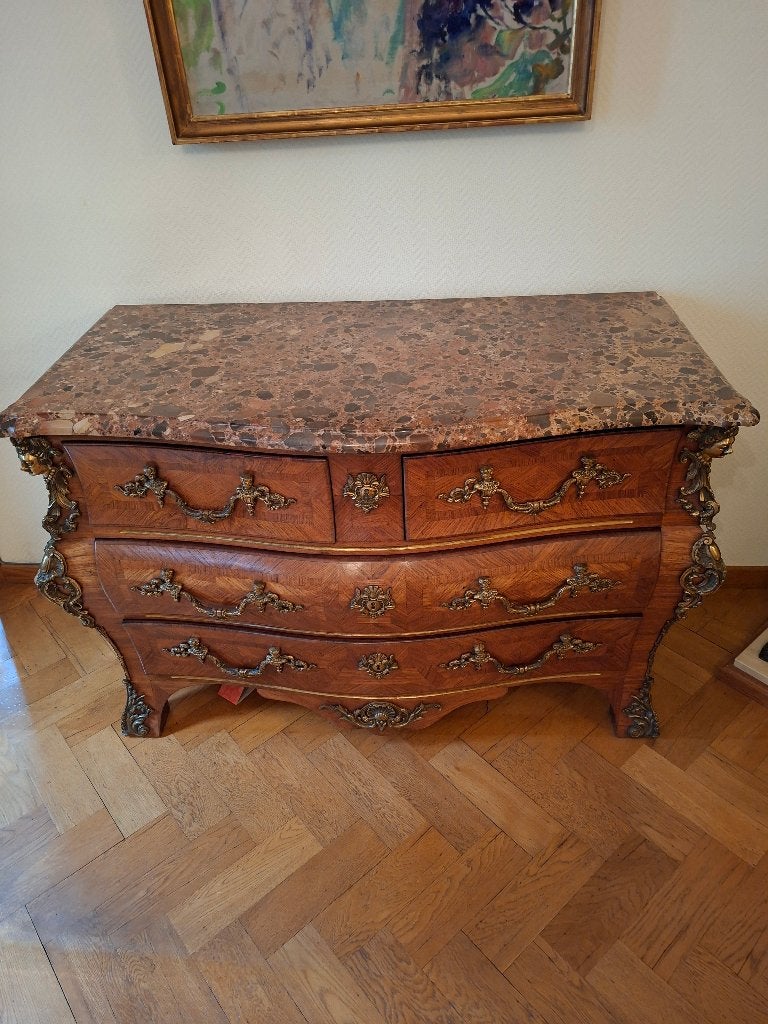 Louis XV stijlcommode met marmeren blad en bronsbeslag, Ophalen