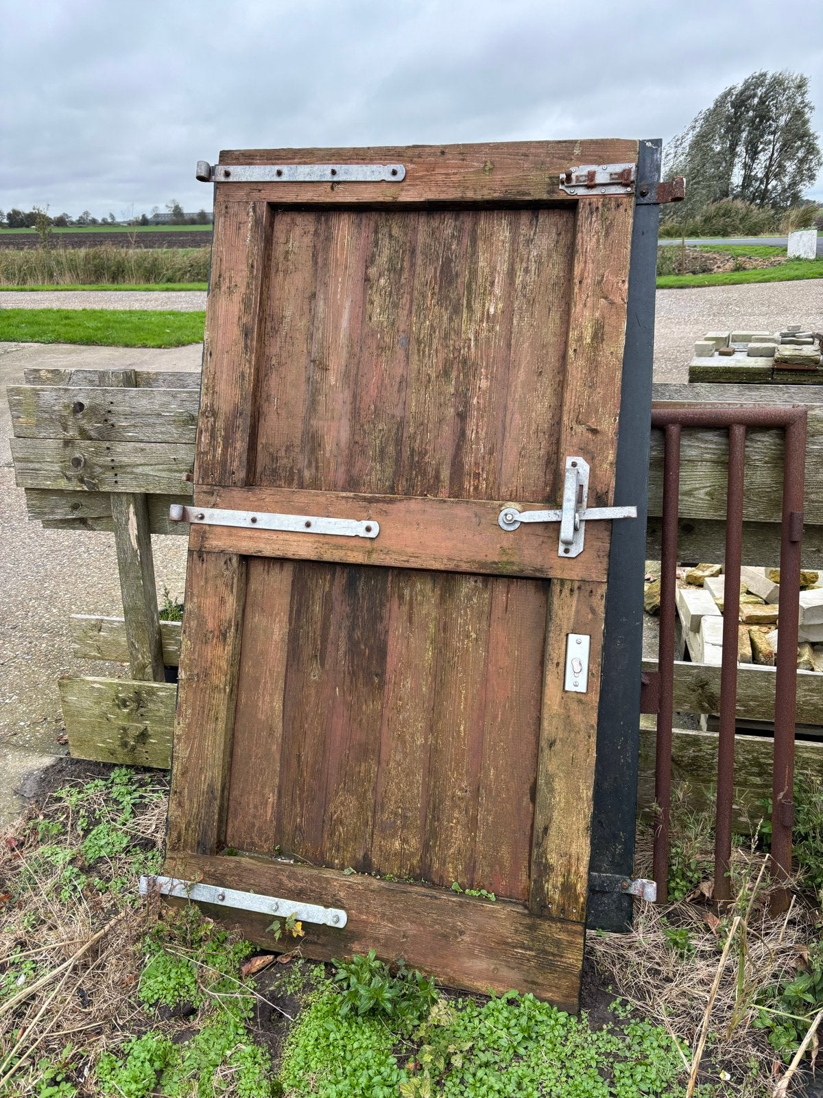 Robuuste houten boerderijdeur - Gebruikt, Doe-het-zelf en Verbouw, Ophalen, Gebruikt, 80 tot 100 cm, Overige typen