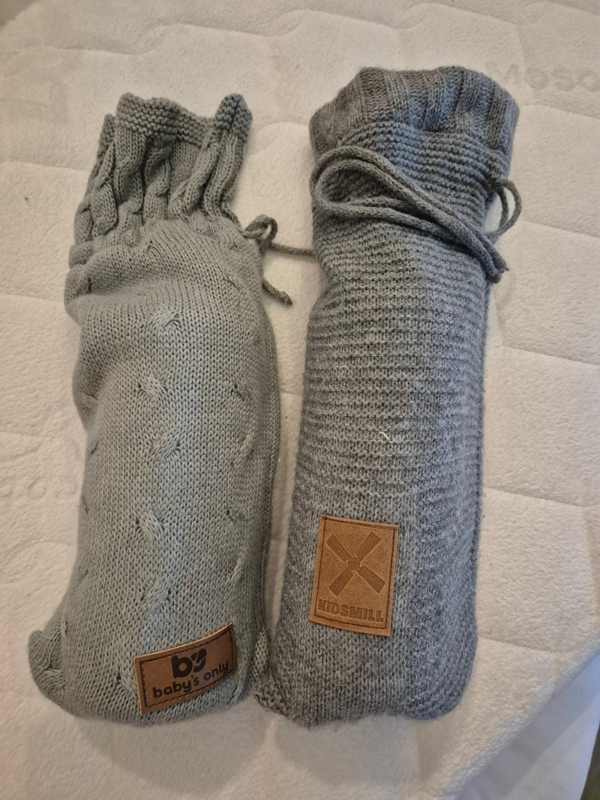 2x Baby's Only/Kidsmill gebreide hoes met fles, Ophalen of Verzenden, Zo goed als nieuw
