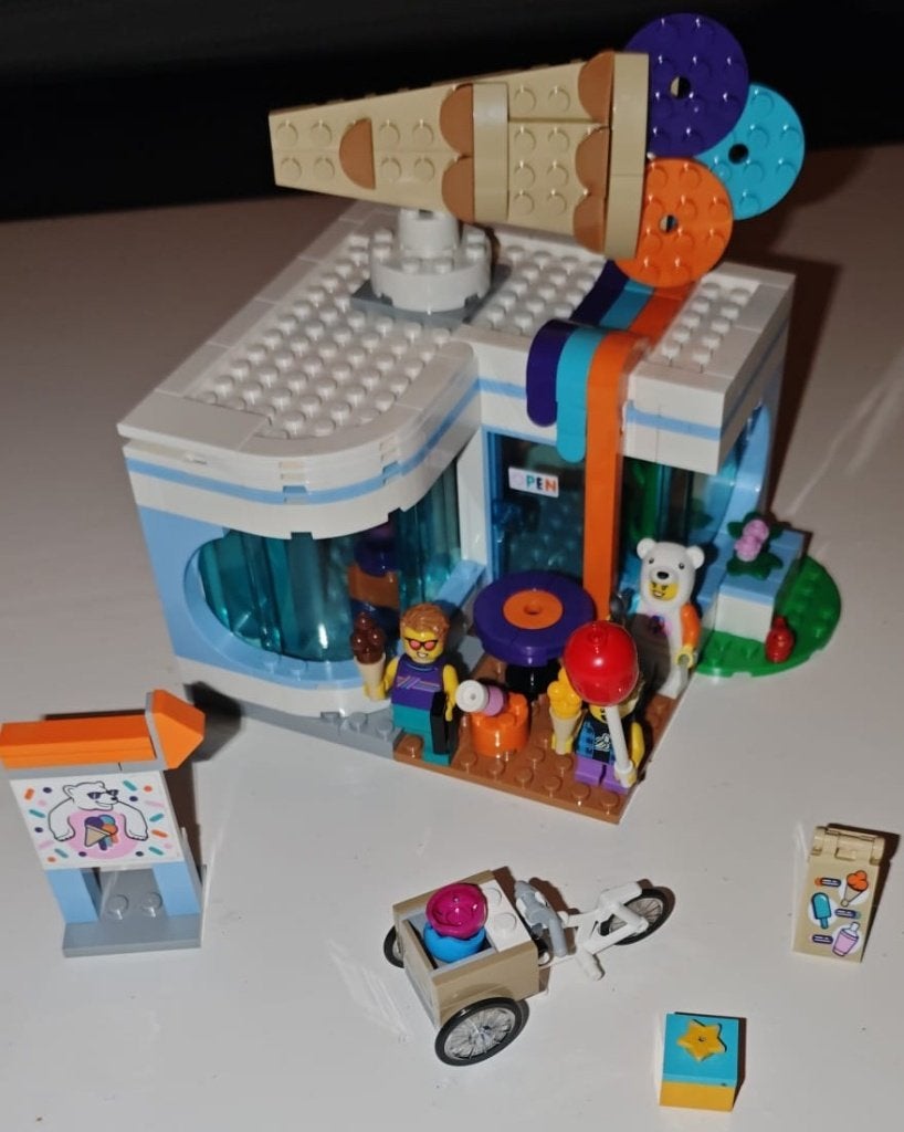 Lego City 60363 Ijswinkel, Verzenden, Lego, Inclusief minifiguren, Complete set