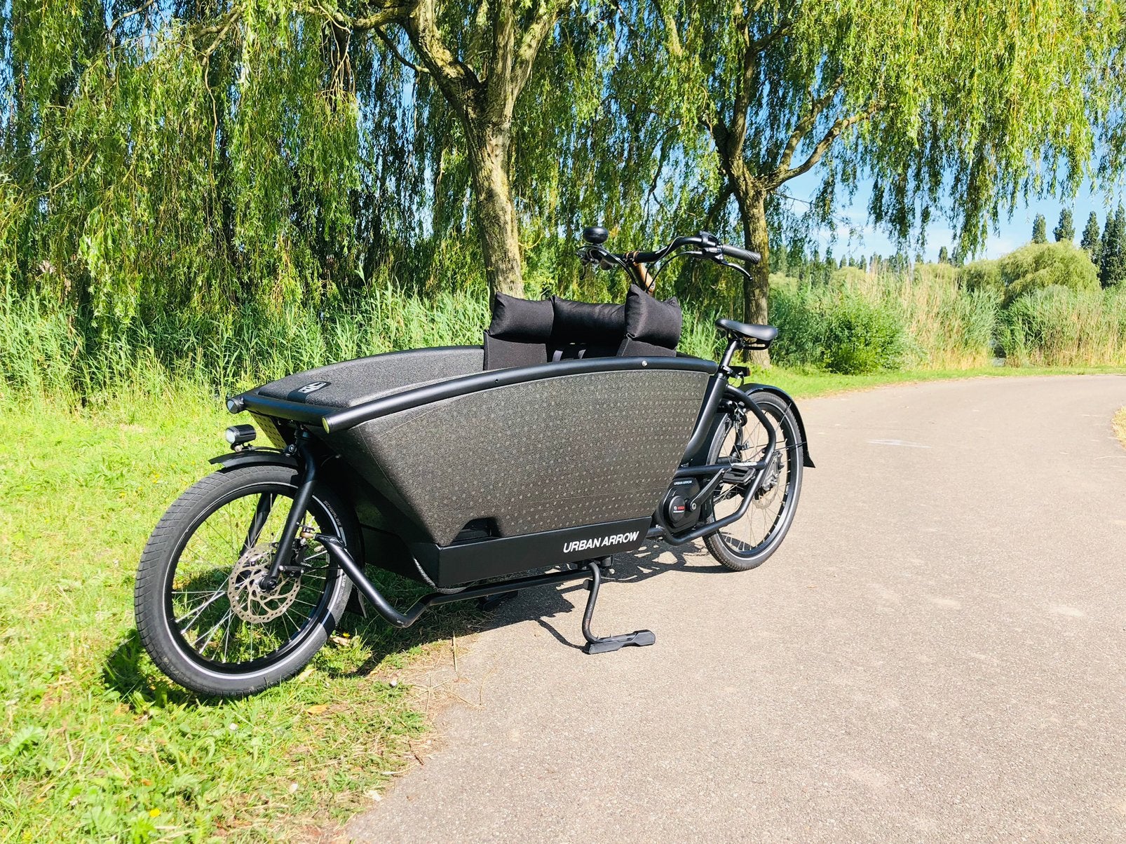 Urban arrow performance line., Fietsen en Brommers, Fietsen | Bakfietsen, Ophalen, Zo goed als nieuw, 4 kinderen of meer, Huif