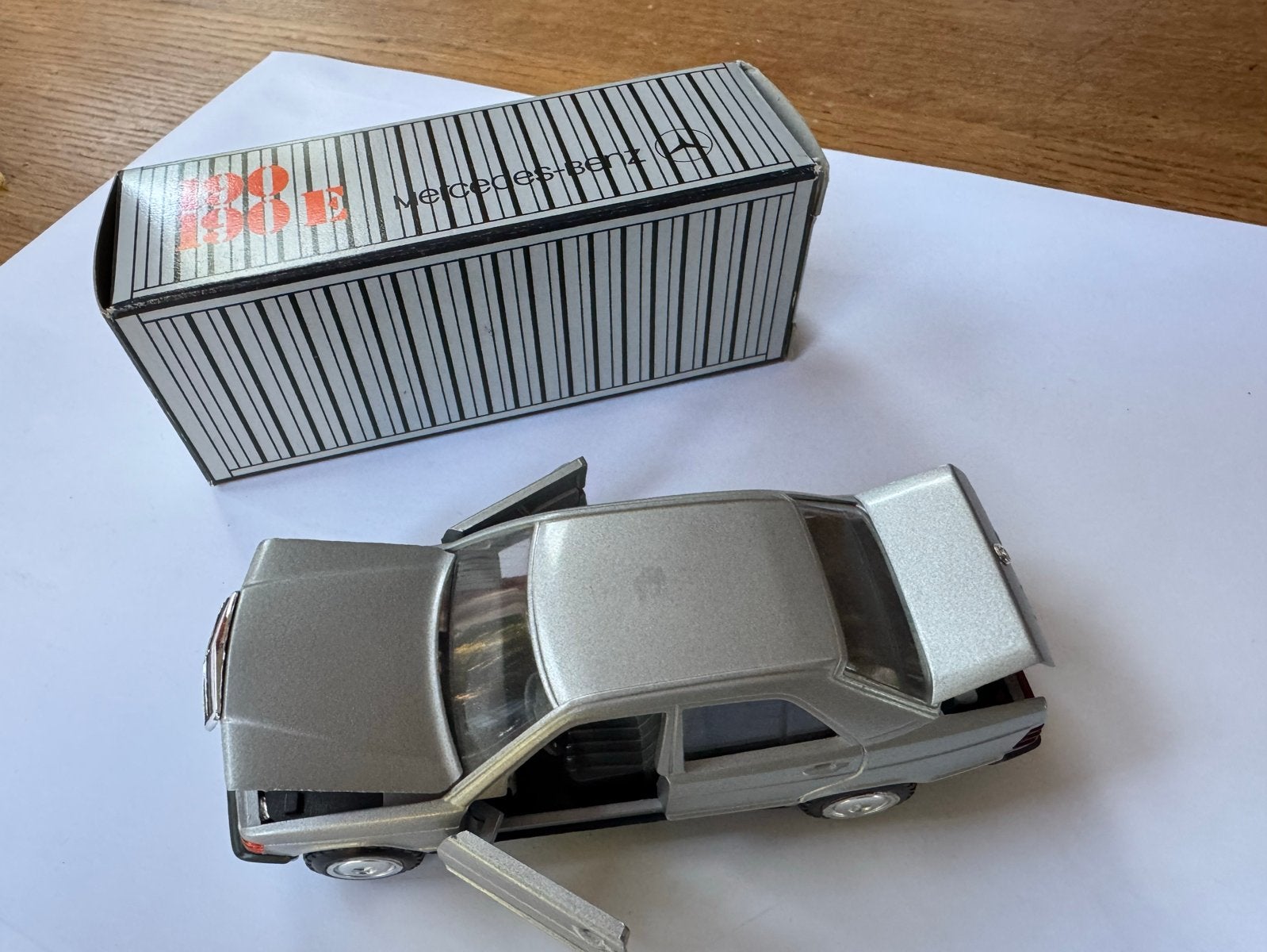 Mercedes-Benz 190 E Cursor Modell 1:43 - Nieuw in doos, Ophalen of Verzenden, Nieuw, Auto, Overige merken