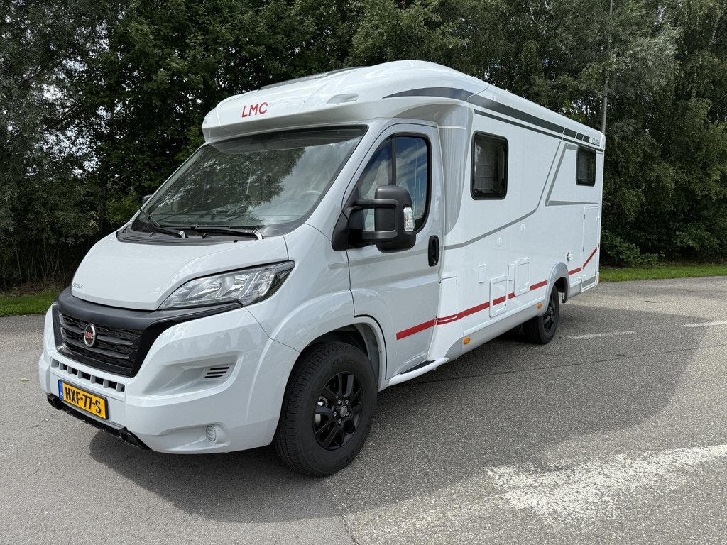 LMC CRUISER V646 G NIEUW 2025 CAMPER 140PK THULE TV BTW 0KM, Caravans en Kamperen, Campers, Reservewiel, 6 tot 7 meter, Bedrijf