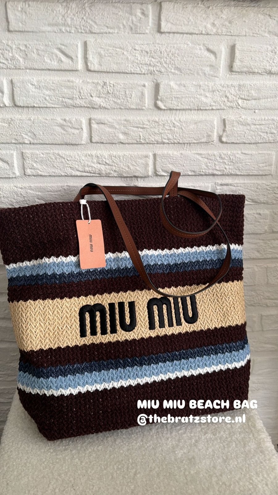 bruine strandtas dames miu, Sieraden, Tassen en Uiterlijk, Tassen | Damestassen, Ophalen of Verzenden, Zo goed als nieuw, Bruin