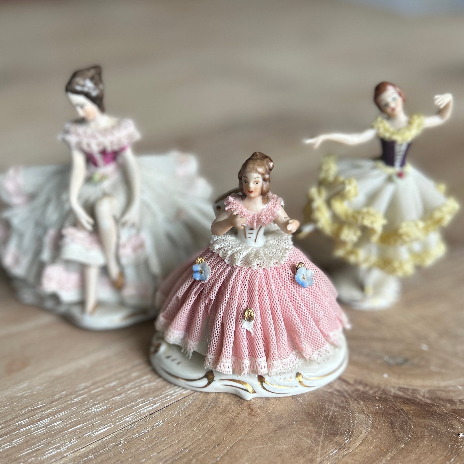 Set van 3 antieke Dresden ballerina beeldjes, Ophalen of Verzenden