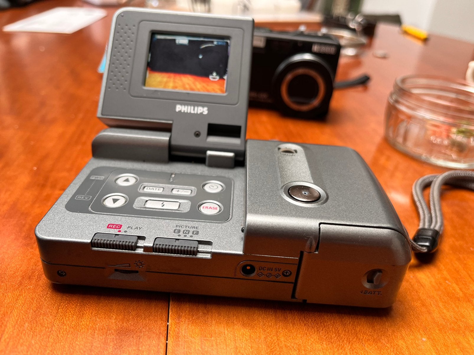 Eerste Philips digital foto camera, Ophalen of Verzenden, Gebruikt, Canon