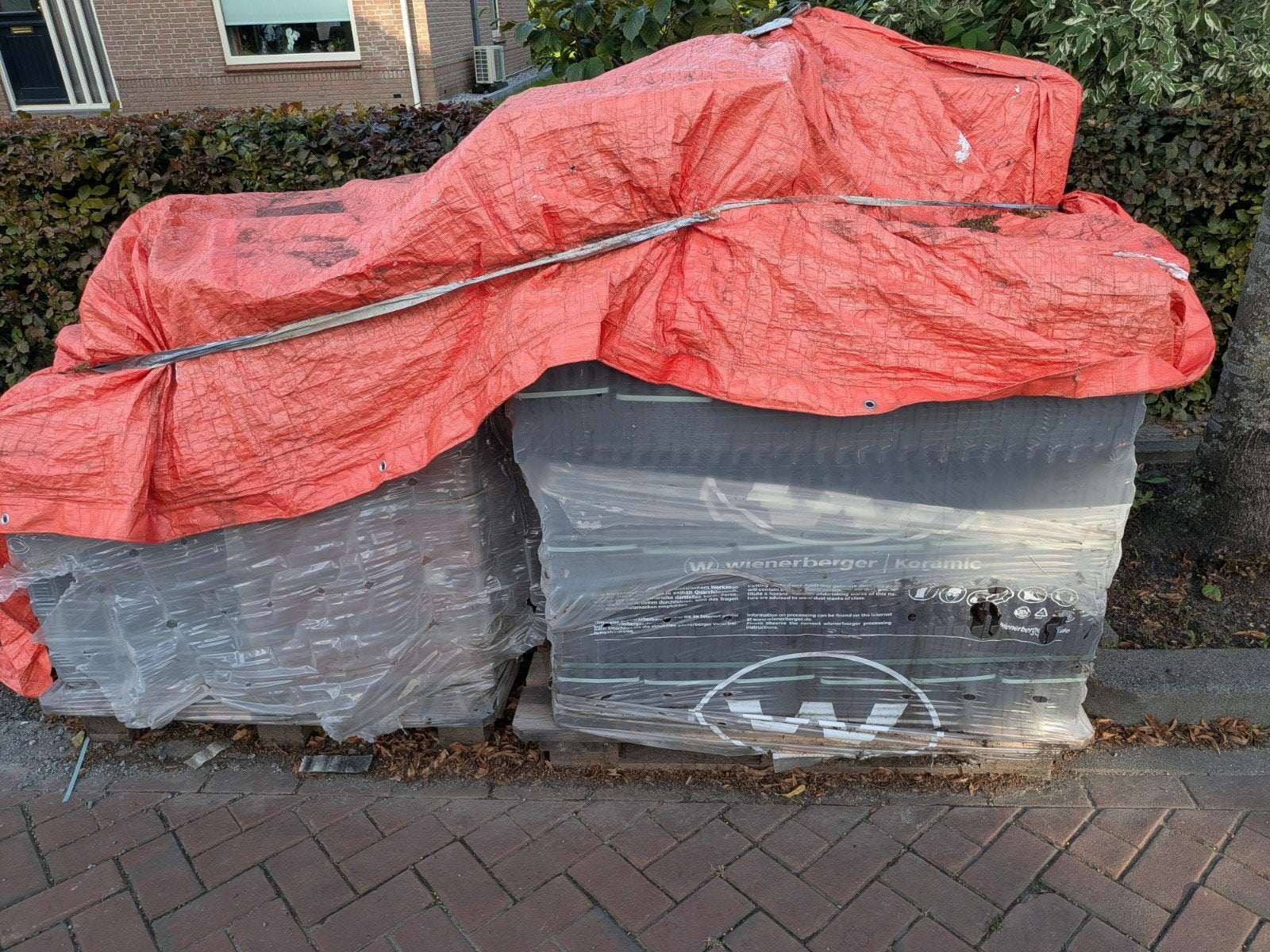 Wienerberger Koramic Actua 10 EB mat engobe dakpannen, Ophalen, Steen of Klei, Nieuw, 15 m² of meer