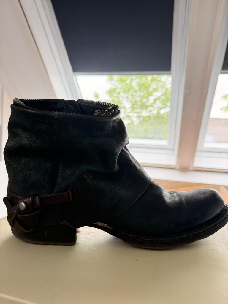 A.S.98 leren laarsjes, Kleding | Dames, Schoenen, Zo goed als nieuw, Lage of Enkellaarzen, Zwart, Ophalen of Verzenden