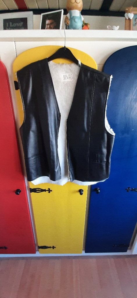 2 maal werkhesje met bont, Ophalen, Nieuw, Broek