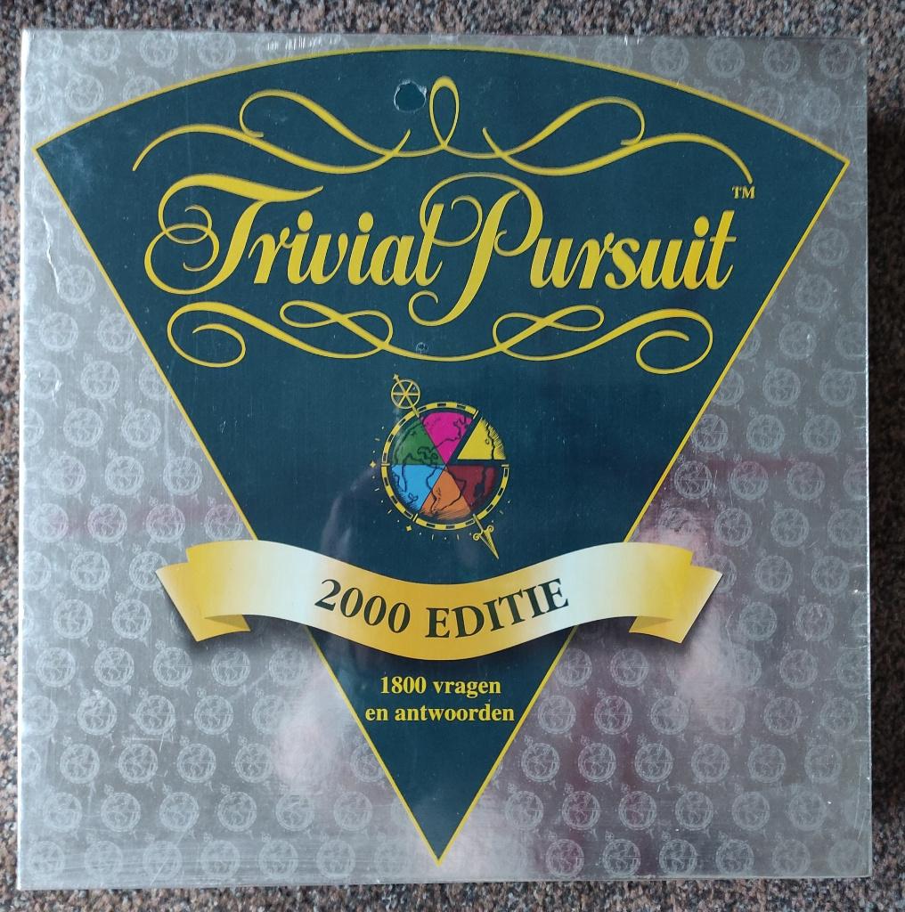TrivialPursuit editie 2000 Triviant 1800 vragen geseald, Hobby en Vrije tijd, Gezelschapsspellen | Bordspellen, Vijf spelers of meer