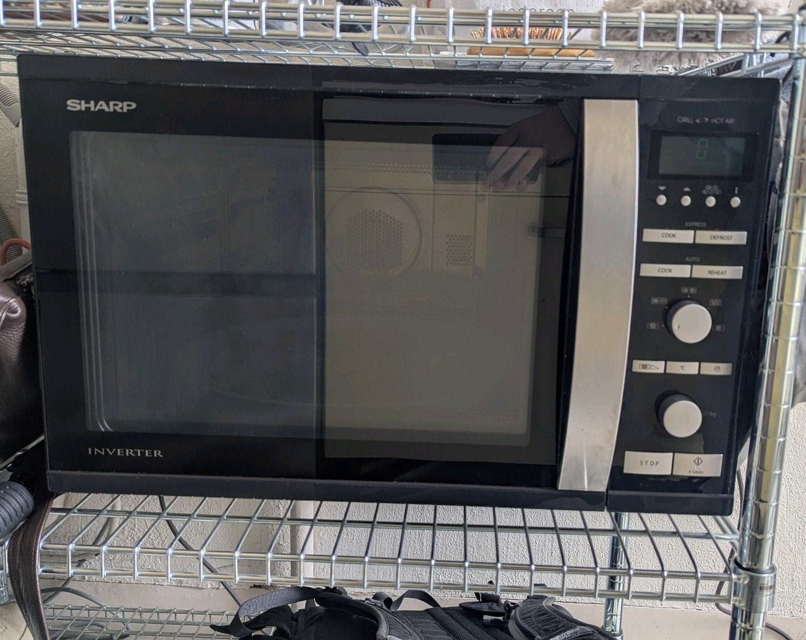 Combi oven-magnetron-grill Sharp R-941(BK)W + accessoires, Ophalen, Minder dan 45 cm, Combi-oven, Draaiplateau