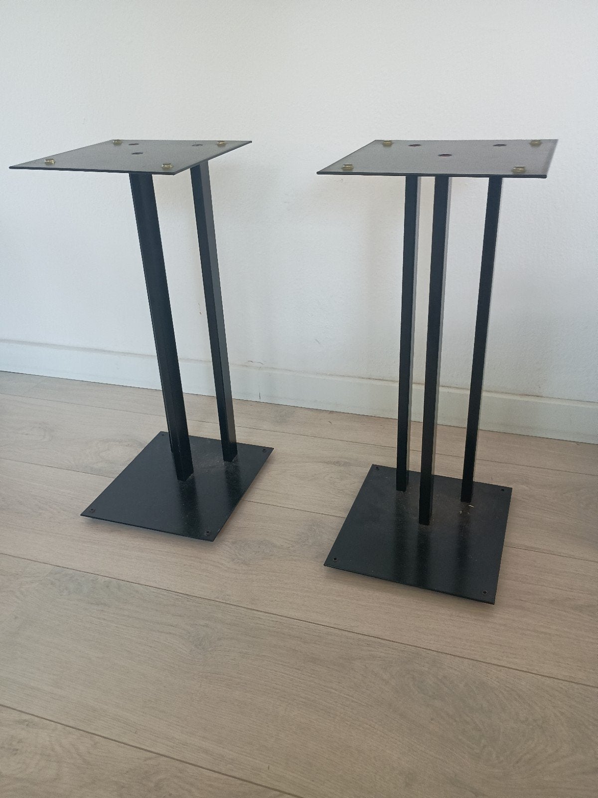 Luidspreker standaarden - 50 cm hoog, Audio, Tv en Foto, Gebruikt, Inclusief standaarden, Overige typen, Minder dan 60 watt