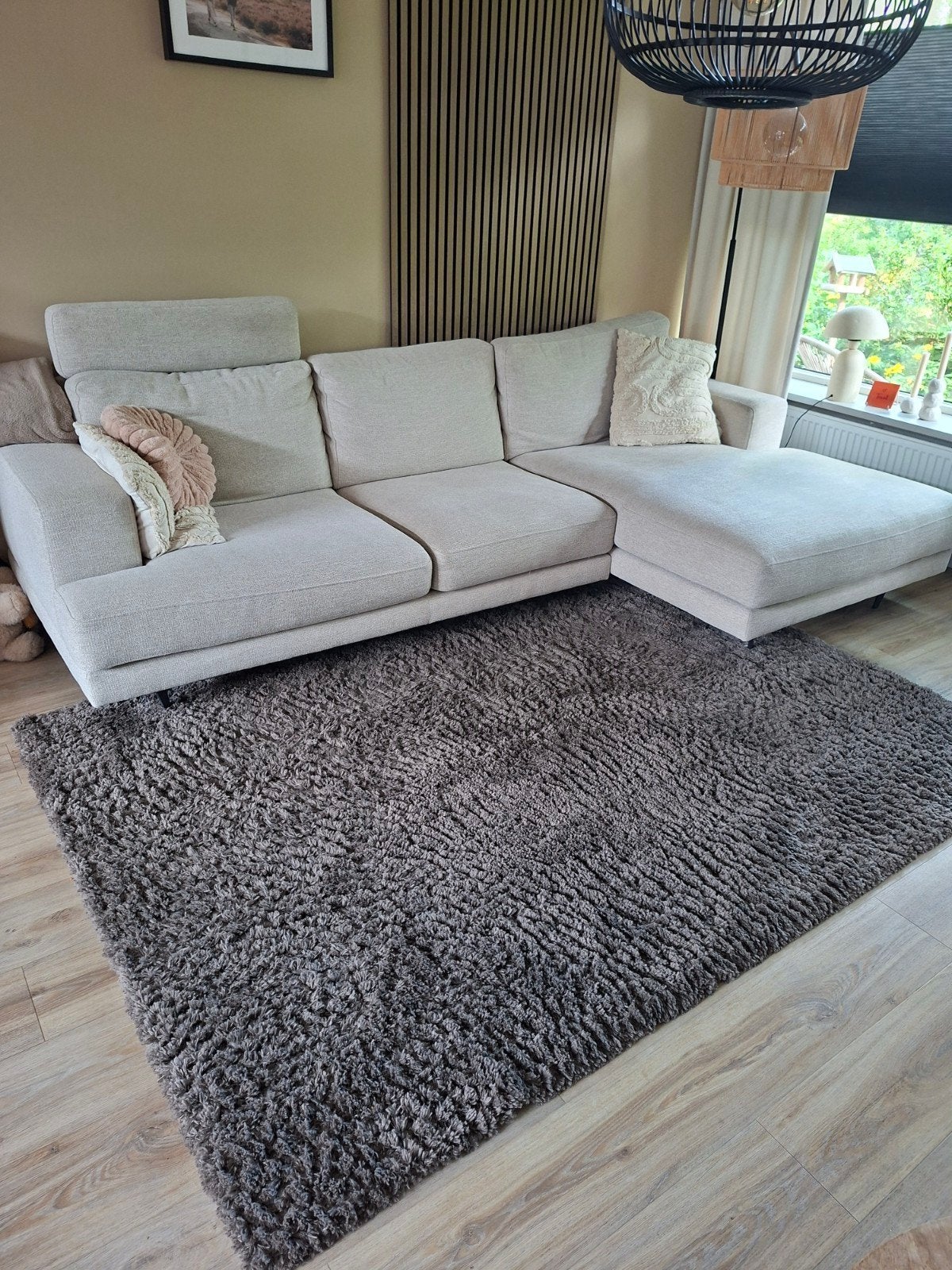 Zo goed als nieuw Vloerkleed Velva Kwantum - Donkerbruin, Huis en Inrichting, Ophalen, Bruin, 150 tot 200 cm, 200 cm of meer