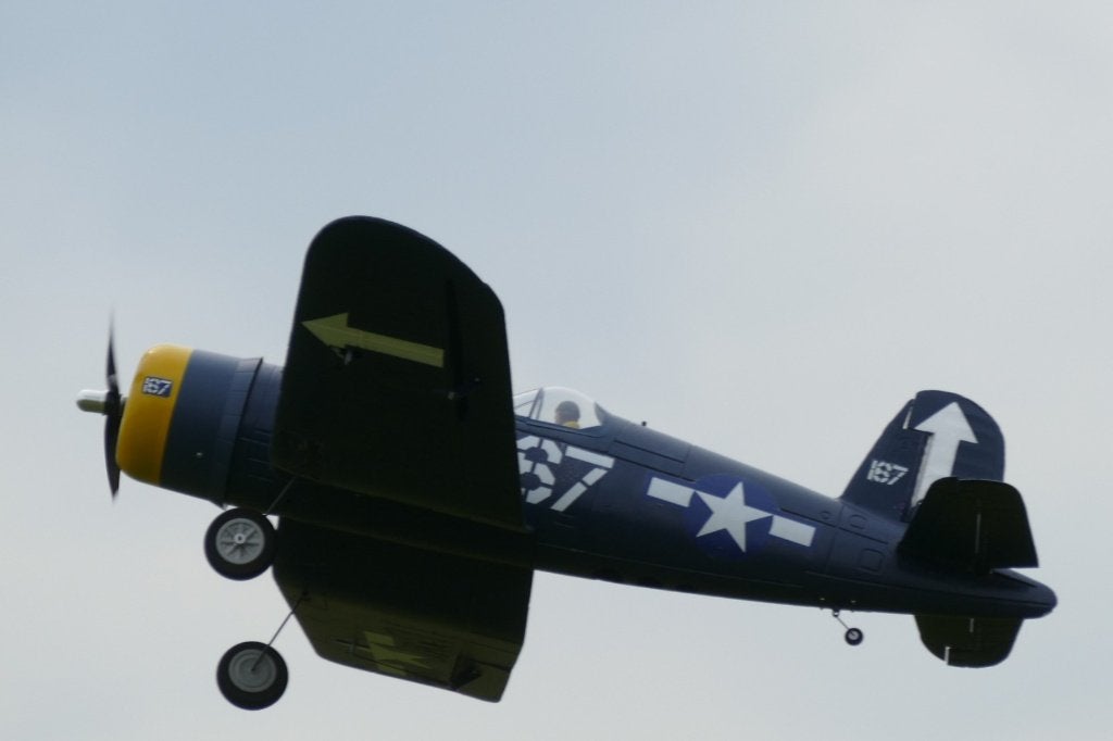 Mooie HobbyZone F4U Corsair S 1.1m warbird met AS3X en SAFE, Ophalen, Gebruikt, Elektro