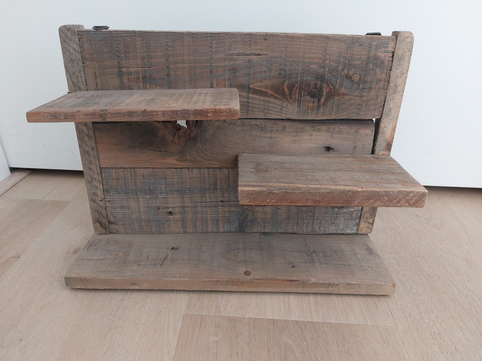Houten wandrekje, Huis en Inrichting, Ophalen, Zo goed als nieuw