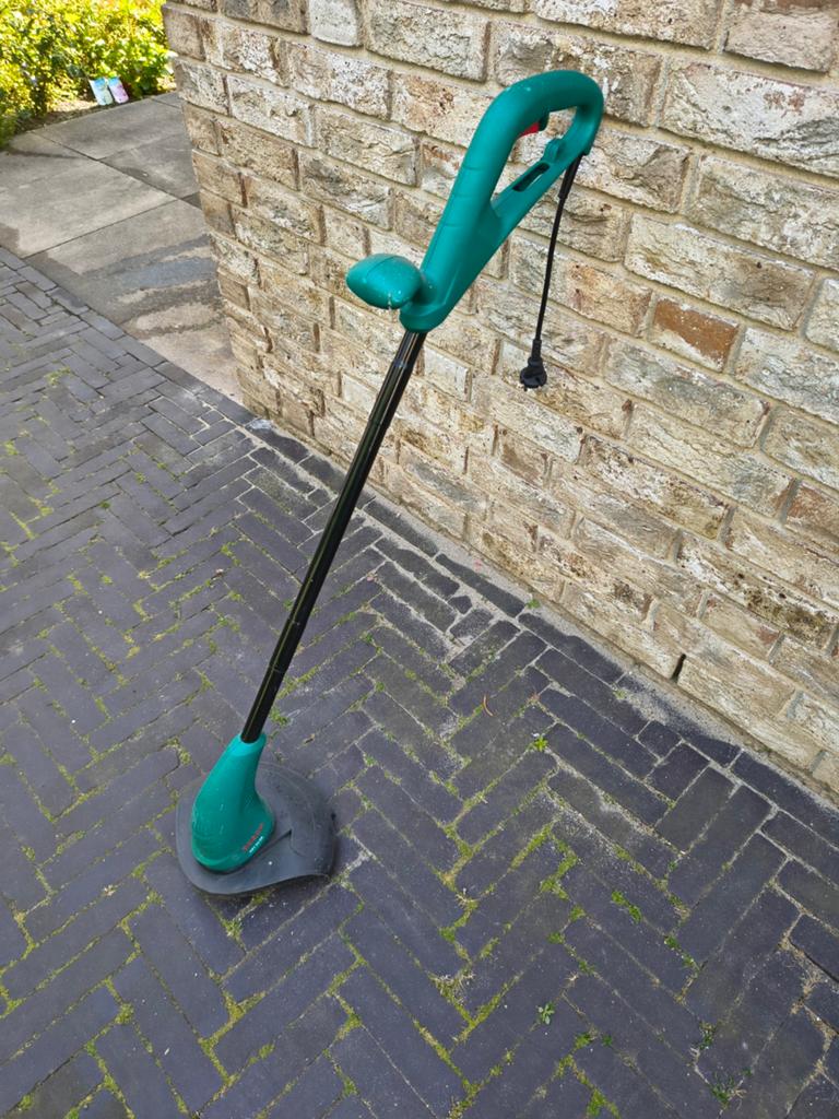 Bosch ART 23-28 grastrimmer, Ophalen, Gebruikt, 10 tot 30 cm, Bosch