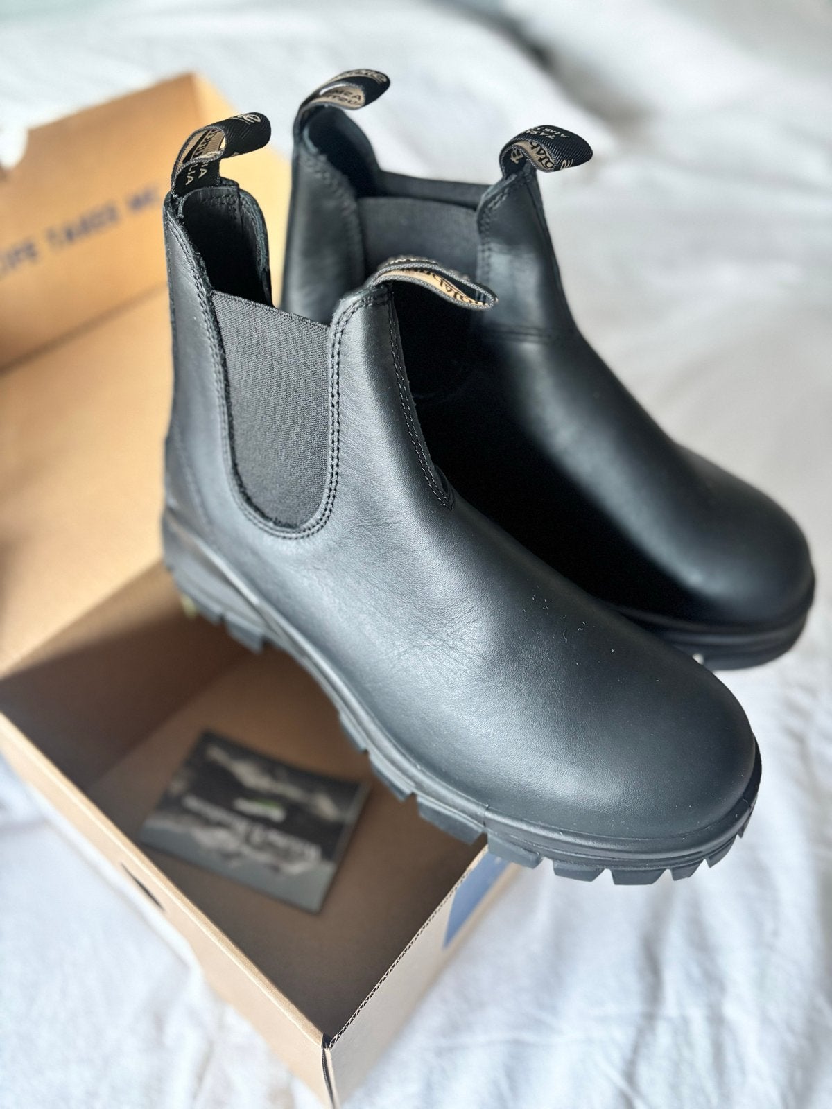 Blundstone laarzen - Nieuw in verpakking - Maat 8 - Zwart, Kleding | Dames, Schoenen, Ophalen of Verzenden, Nieuw, Zwart, Lage of Enkellaarzen