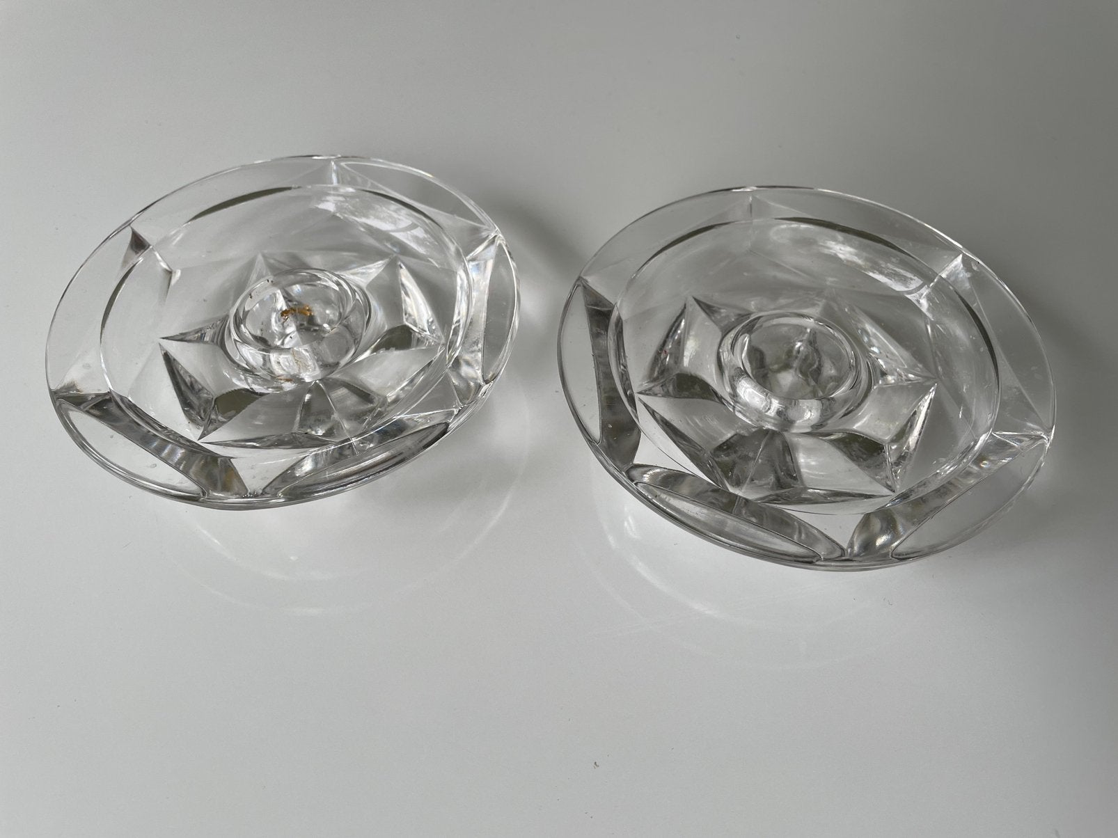 2 glazen kaarsenhouders. Lange kaarsen., Ophalen of Verzenden, Zo goed als nieuw