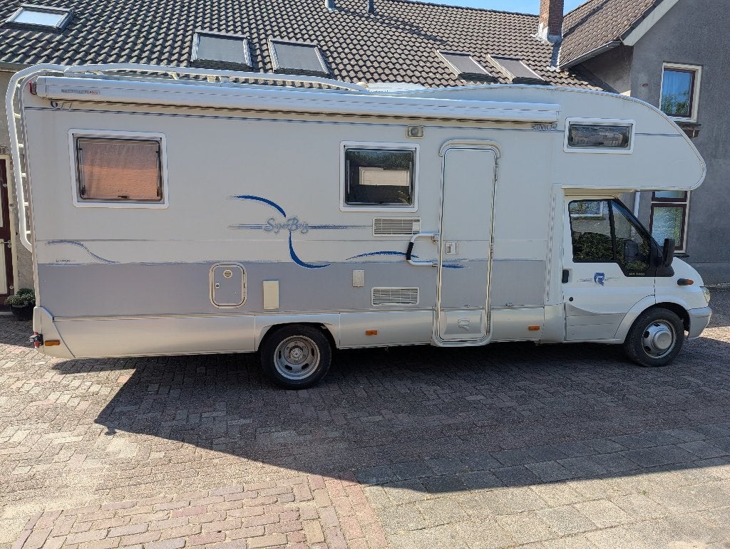 Rimor Superbrig 677 - Ruime Alkoof camper met buitententen, Caravans en Kamperen, Campers, Chemisch toilet, Alkoof, Ringverwarming