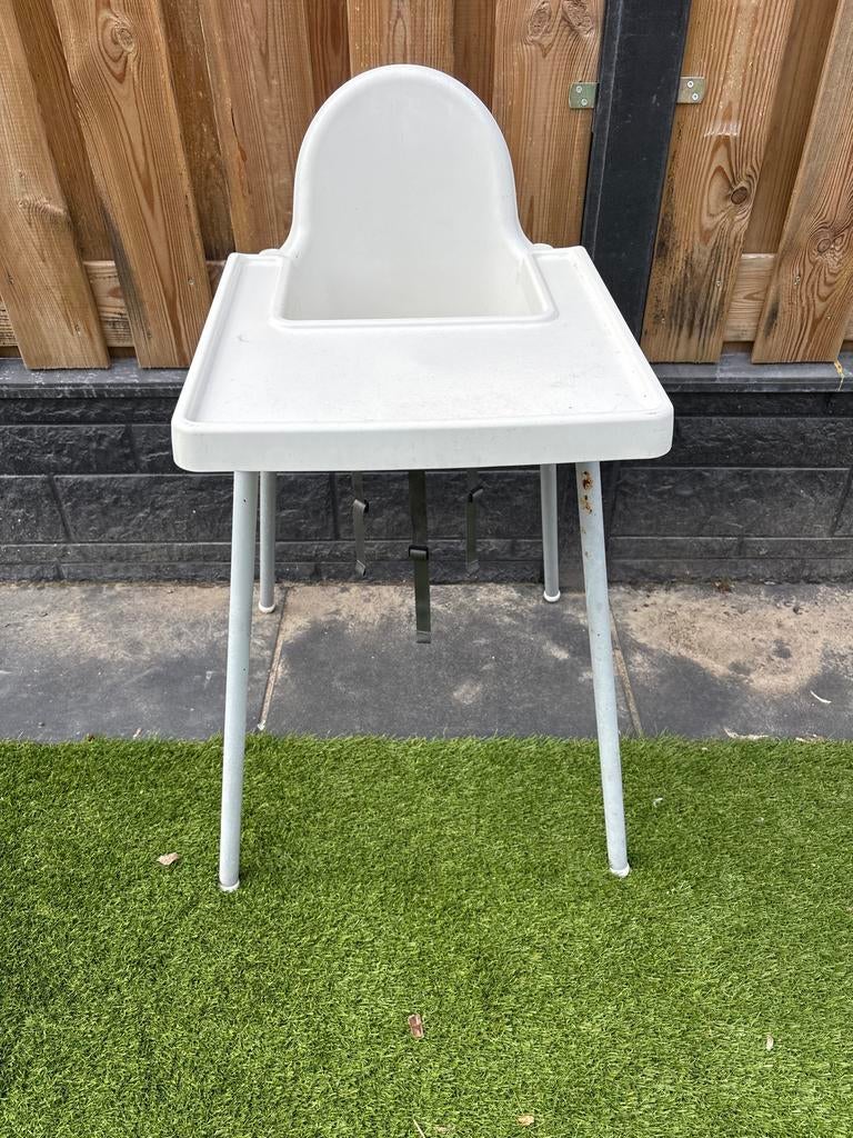 IKEA kinderstoel met dienblad, Ophalen, Gebruikt, Overige typen, Afneembaar eetblad