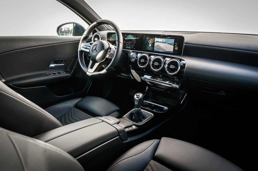 Mercedes-Benz A-Klasse 160 Business | LED | Widescreen | Sto, Auto's, Mercedes-Benz, Gebruikt, 4 cilinders, Met garantie (alle)