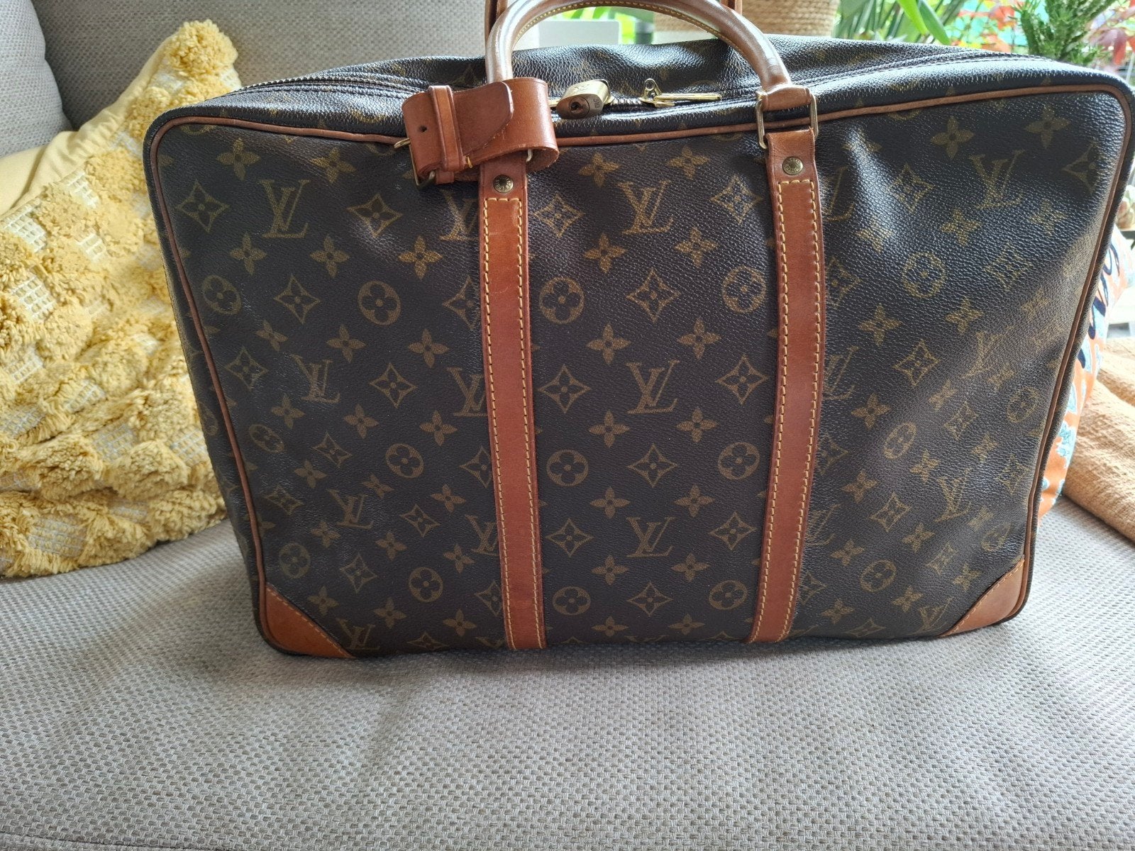 Prachtige LV Sirius 45 reisebag monogram, 40 tot 60 cm, Gebruikt, Bruin, Minder dan 35 cm