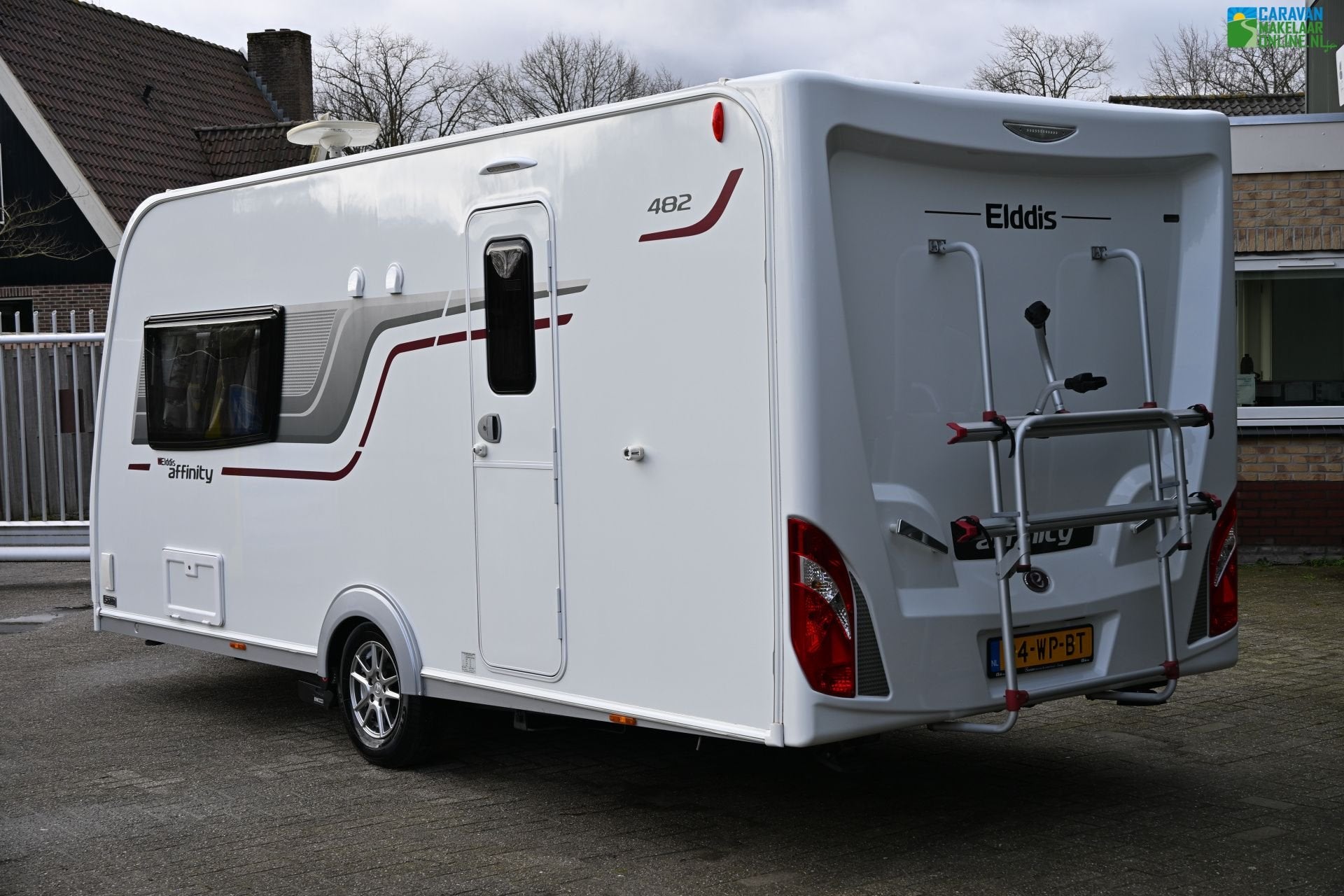 Elddis Affinity 482 Mover|ALDE|Fietsdrager|Luifel|Oven|etc, Standaardzit, Tot en met 2, Bedrijf, 5 tot 6 meter